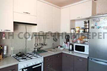 2-к квартира, 58,2 м², 3/8 эт.