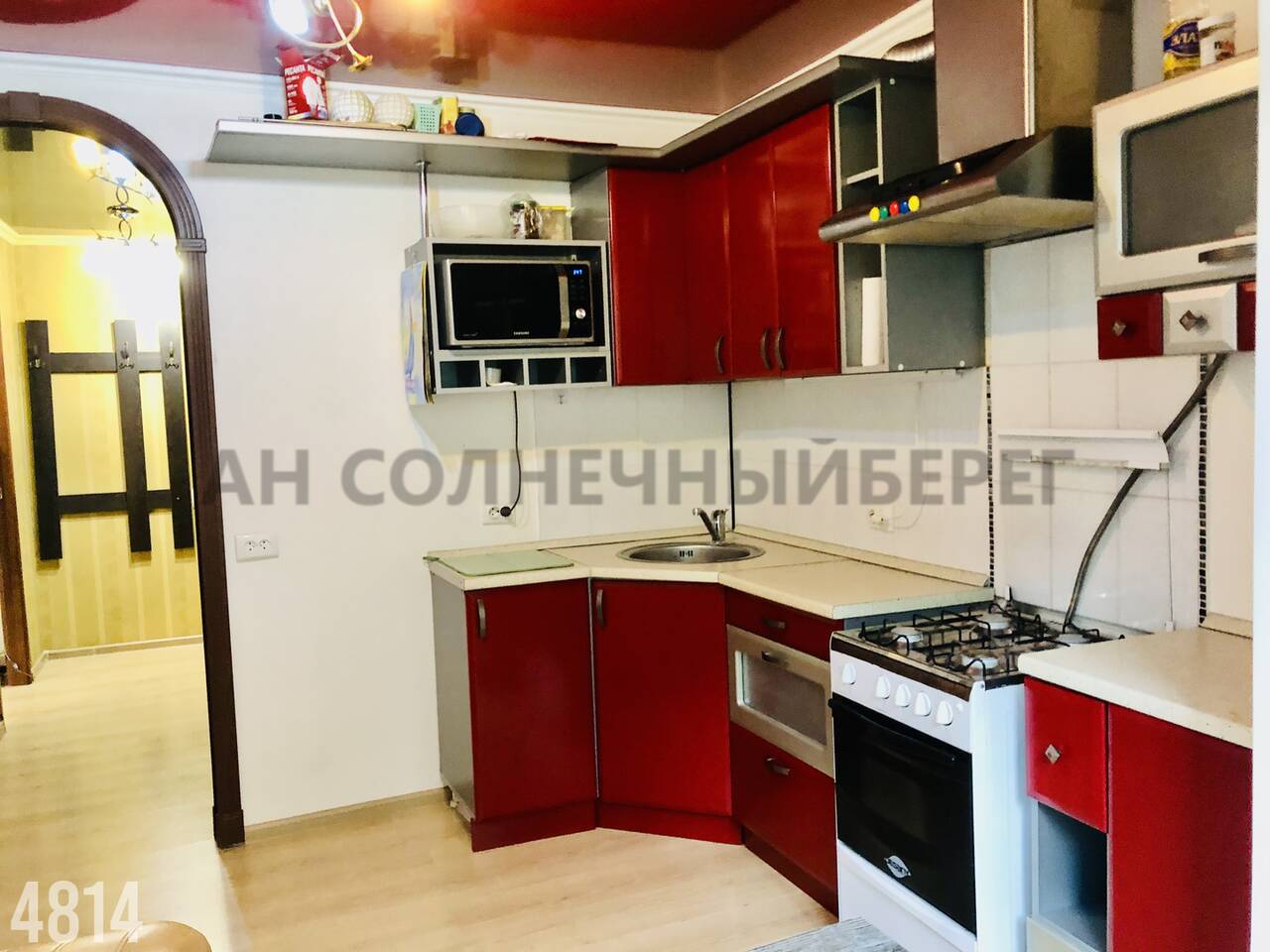 Квартира на продажу в Туапсе, улица Кириченко, 6 фото №1