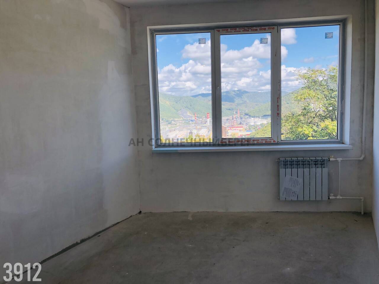 Квартира на продажу в Туапсе, улица 8 Марта, 4А фото №1